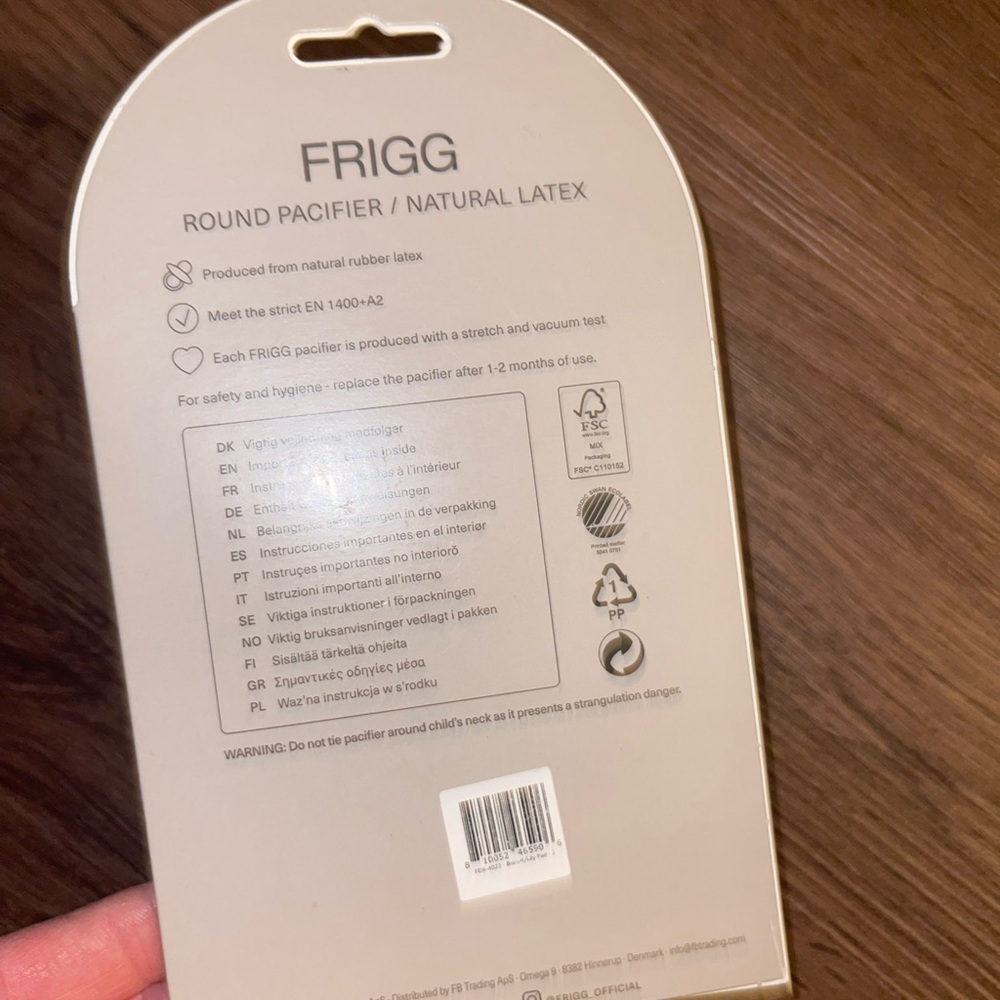 Frigg Natural Latex Pacifier Set (6-18m) - Picture 2 of 2
